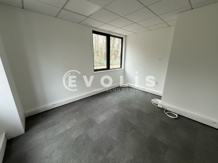 Photo 3 – location Entrepôts / activités	DARDILLY (69570)
