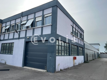 Photo 7 – location Entrepôts / activités	DECINES CHARPIEU (69150)