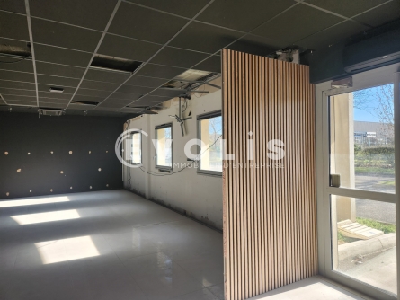 Photo 15 – vente Entrepôts / activités	SAINT PRIEST (69800)