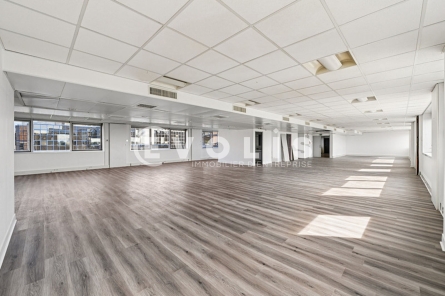 Photo 9 – location bureaux	NOISY LE GRAND (93160)
