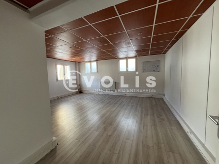 Photo 2 – location Entrepôts / activités	NEUILLY SUR MARNE (93330)