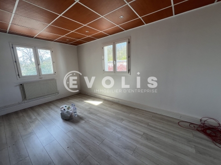 Photo 5 – location Entrepôts / activités	NEUILLY SUR MARNE (93330)