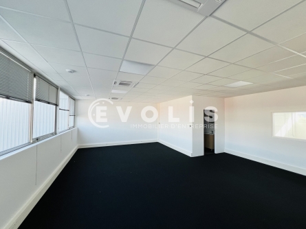 Photo 6 – location Entrepôts / activités	BONNEUIL SUR MARNE (94380)