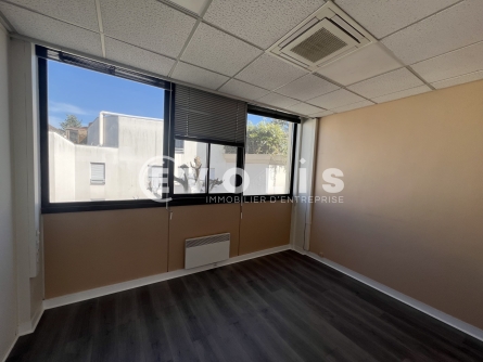Photo 3 – location bureaux	JOINVILLE LE PONT (94340)