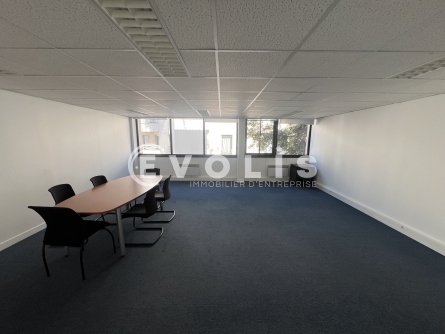Photo 9 – location bureaux	JOINVILLE LE PONT (94340)