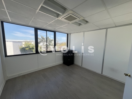 Photo 12 – location bureaux	JOINVILLE LE PONT (94340)