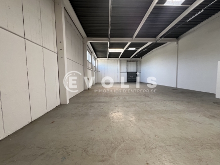 Photo 7 – location Entrepôts / activités	VALENTON (94460)