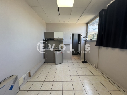 Photo 2 – location bureaux	CHENNEVIERES SUR MARNE (94430)