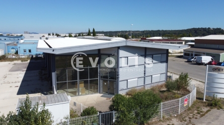 Photo 1 – location Entrepôts / activités	SAINT PAUL TROIS CHATEAUX (26130)