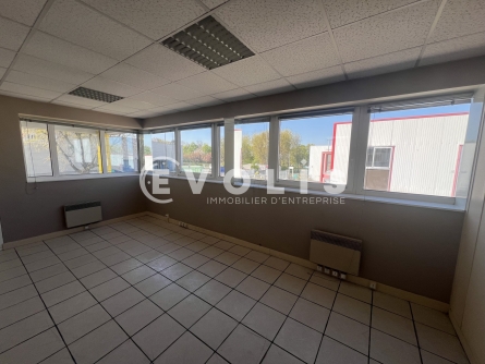 Photo 10 – location Entrepôts / activités	CHAMPIGNY SUR MARNE (94500)