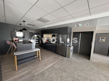 Photo 8 – location bureaux	CHARENTON LE PONT (94220)
