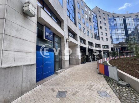 Photo 1 – location bureaux	CHARENTON LE PONT (94220)