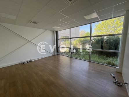 Photo 5 – location Entrepôts / activités	CHAMPIGNY SUR MARNE (94500)