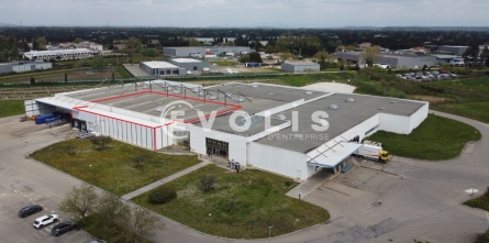 Photo 1 – location Entrepôts / activités	CHATEAURENARD (13160)