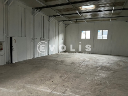 Photo 5 – vente Entrepôts / activités	VAULX EN VELIN (69120)