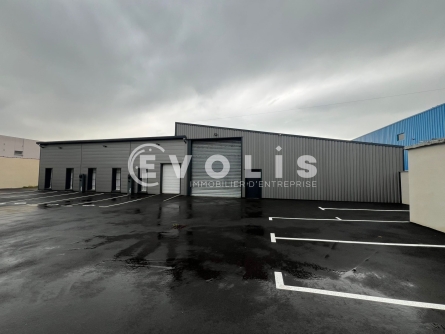 Photo 11 – vente Entrepôts / activités	VAULX EN VELIN (69120)