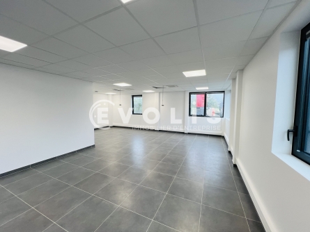 Photo 2 – location Entrepôts / activités	LIMEIL BREVANNES (94450)