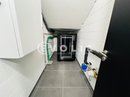 Photo 8 – location Entrepôts / activités	LIMEIL BREVANNES (94450)