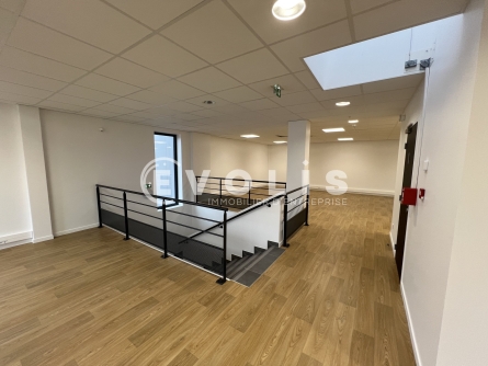 Photo 4 – location Entrepôts / activités	LIMEIL BREVANNES (94450)
