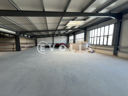 Photo 4 – location Entrepôts / activités	MONTFERMEIL (93370)