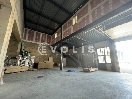 Photo 9 – location Entrepôts / activités	MONTFERMEIL (93370)