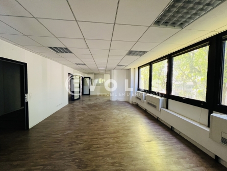 Photo 7 – location bureaux	LOGNES (77185)