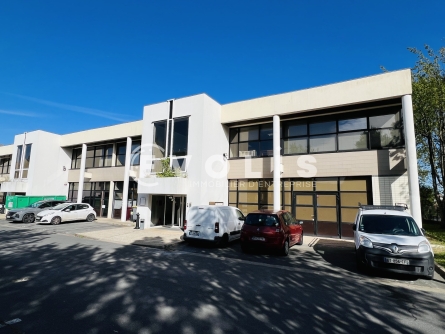 Photo 1 – location bureaux	LOGNES (77185)