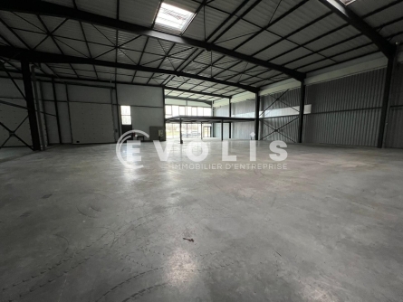 Photo 12 – location Entrepôts / activités	AMBERIEUX (69480)