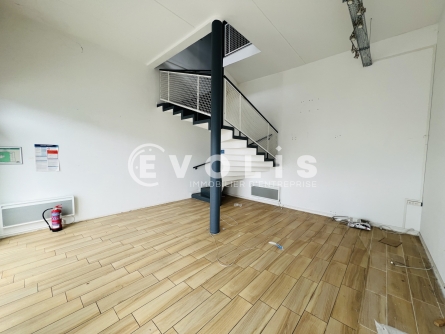 Photo 2 – vente Entrepôts / activités	CROISSY BEAUBOURG (77183)