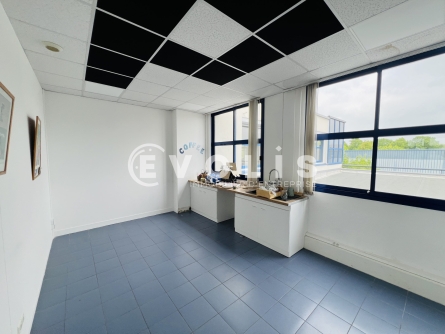 Photo 7 – vente Entrepôts / activités	CROISSY BEAUBOURG (77183)