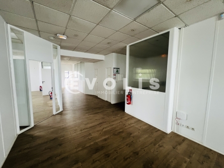 Photo 6 – vente Entrepôts / activités	CROISSY BEAUBOURG (77183)