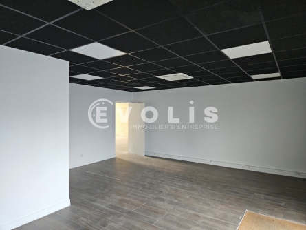 Photo 12 – location Entrepôts / activités	LES ULIS (91940)