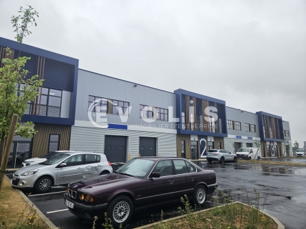 Photo 1 – location Entrepôts / activités	SAINT MICHEL SUR ORGE (91240)