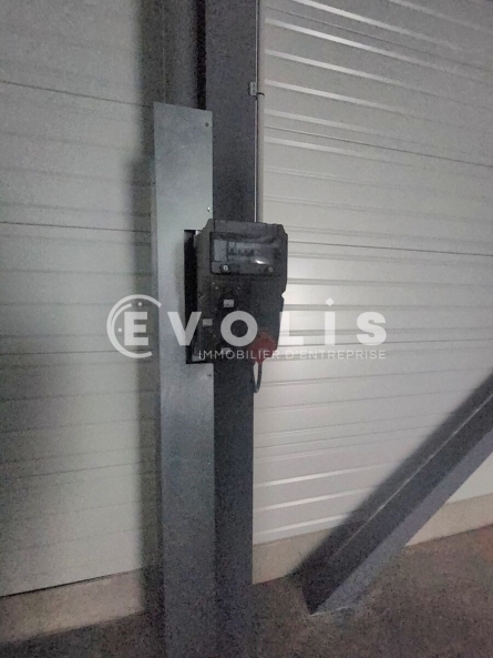 Photo 13 – location Entrepôts / activités	CHASSIEU (69680)