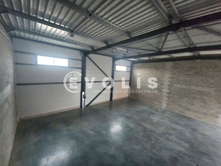 Photo 10 – location Entrepôts / activités	CHASSIEU (69680)