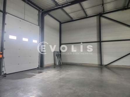 Photo 11 – location Entrepôts / activités	CHASSIEU (69680)