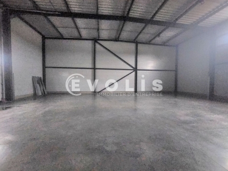 Photo 12 – location Entrepôts / activités	CHASSIEU (69680)