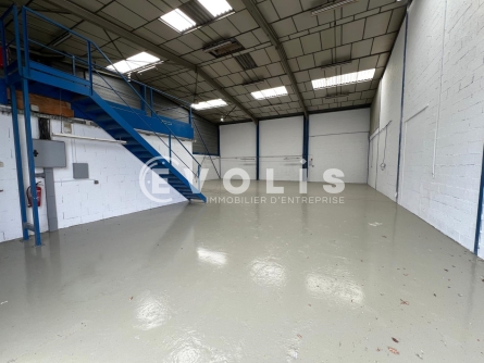 Photo 5 – location Entrepôts / activités	CHASSIEU (69680)