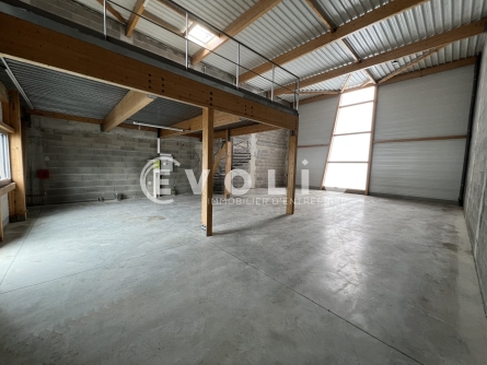 Photo 8 – vente Entrepôts / activités	SAINT VULBAS (01150)