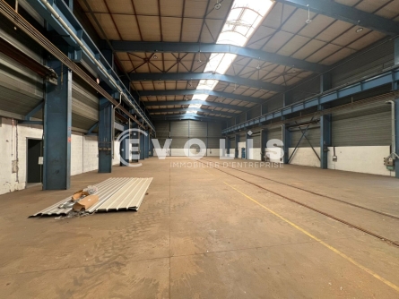 Photo 9 – location Entrepôts / activités	SAINT PRIEST (69800)