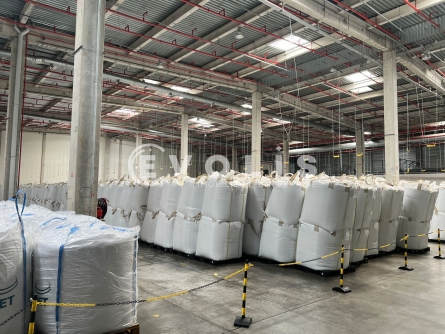 Photo 4 – location Entrepôts / activités	VAULX MILIEU (38090)