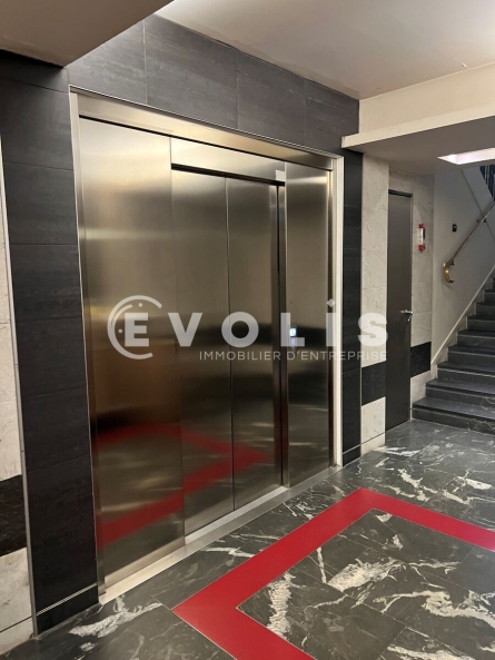 Photo 2 – location bureaux	PARIS (75008)