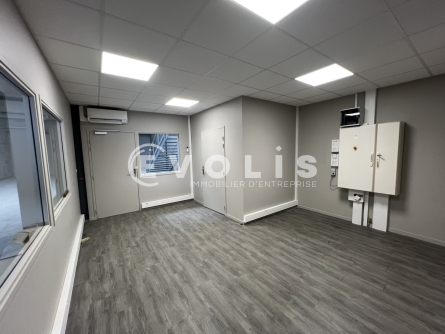 Photo 13 – location Entrepôts / activités	GENAS (69740)