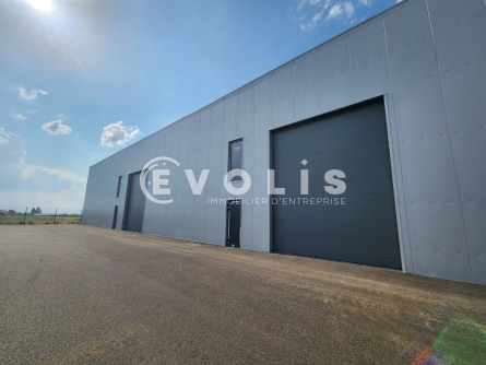 Photo 12 – location Entrepôts / activités	LA COTE SAINT ANDRE (38260)