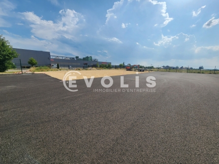 Photo 13 – location Entrepôts / activités	LA COTE SAINT ANDRE (38260)