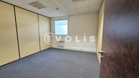 Photo 6 – location bureaux	MAGNY LE HONGRE (77700)