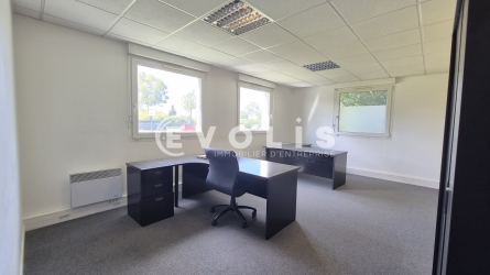 Photo 7 – location bureaux	MAGNY LE HONGRE (77700)