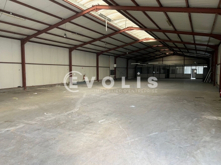 Photo 2 – location Entrepôts / activités	VENISSIEUX (69200)