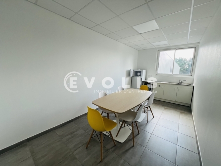 Photo 6 – location bureaux	OZOIR LA FERRIERE (77330)