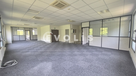Photo 1 – location bureaux	SERRIS (77700)